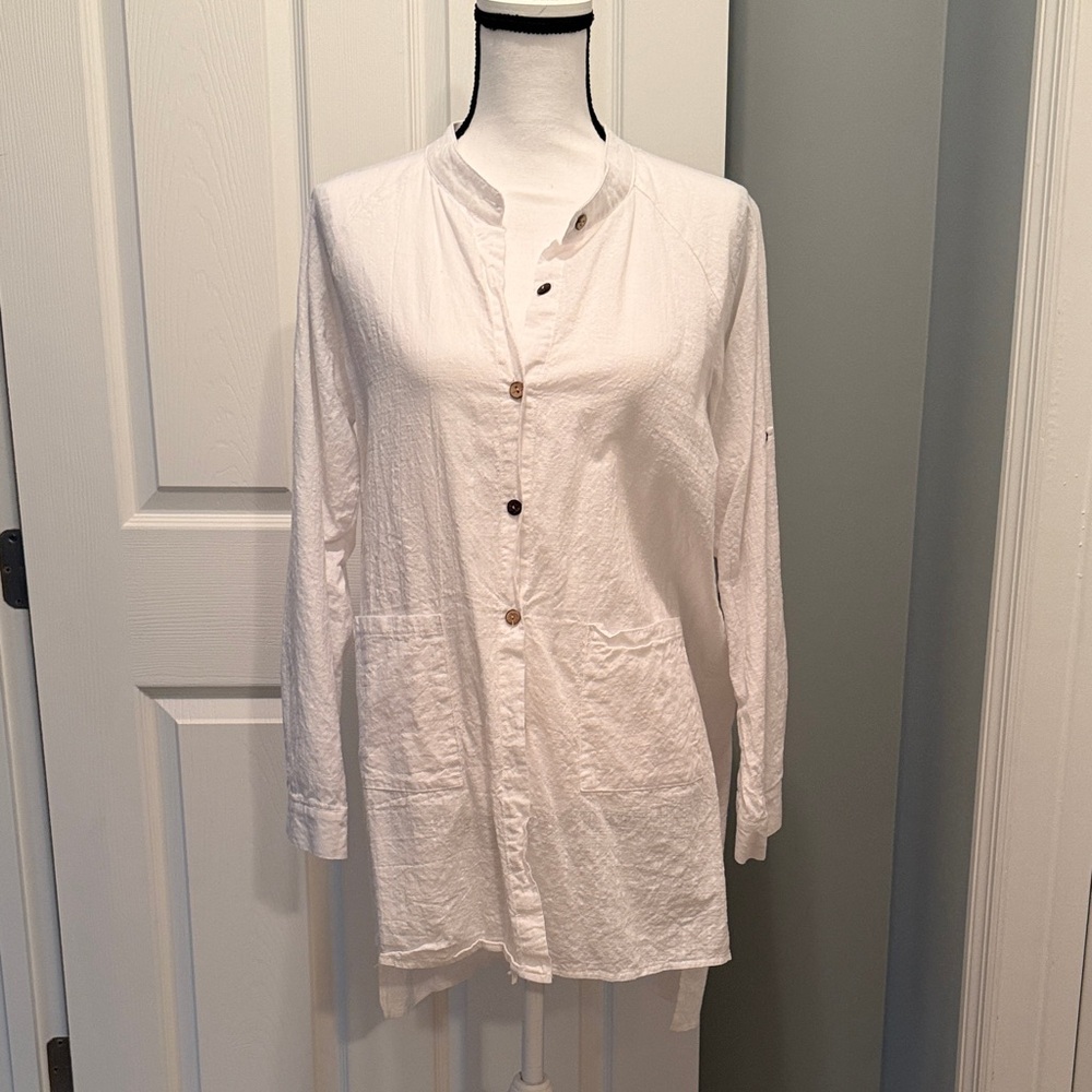 White Button-Up Long Sleeve Shirt